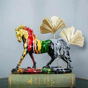 Creative Art Painted Horse Sculpture Table Decoration Abstract Animal Crafts Decoration Resin Horse Statue Gifts Home Decoration