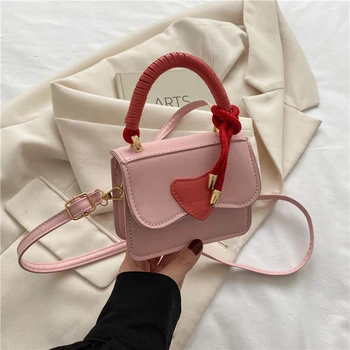 Y2k мини чанта Жените сърце форма рамо Crossbody клапа чанта сладък рамо чанта
