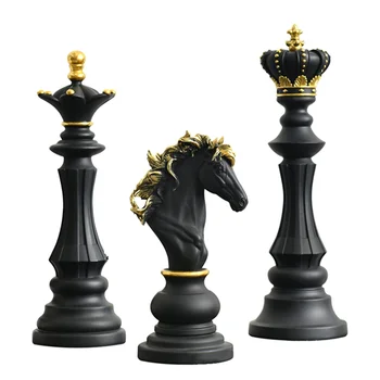 Шахматна смола декор орнамент офис фигурки кралица рицар статуя колекция обект скулптурни модели на шахматни фигури А