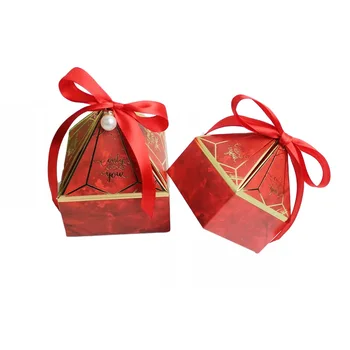 10pcs подаръчни кутии Диамантена форма за опаковане на кутии за рожден ден Сватбено парти Сладка хартиена подаръчна торбичка Мраморна кутия за бонбони с панделка