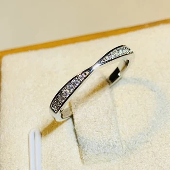 Huitan Изящни женски пръстени за пръсти Сребърен цвят Минималистичен Ежедневно носене Пръстени Наслагване Аксесоари Декларация Бижута за жени