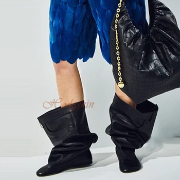 Еластична приплъзване на ботуши Squarer Toe твърди клинове естествена кожа нов стил ботуши жени зимни подиумни обувки голям размер катарами дизайн