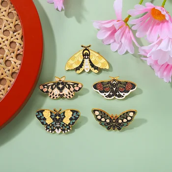 карикатура животински насекоми емайл щифт сладък молец пеперуда цвете листа модел значки ревера раница щифтове жени брошка бижута подаръци