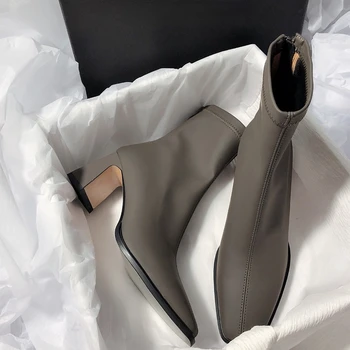 Супер елегантни дамски ботуши 2023 Нови високи токчета френски тънки еластични къси ботуши Дамски прости модни боти до глезена дамски обувки